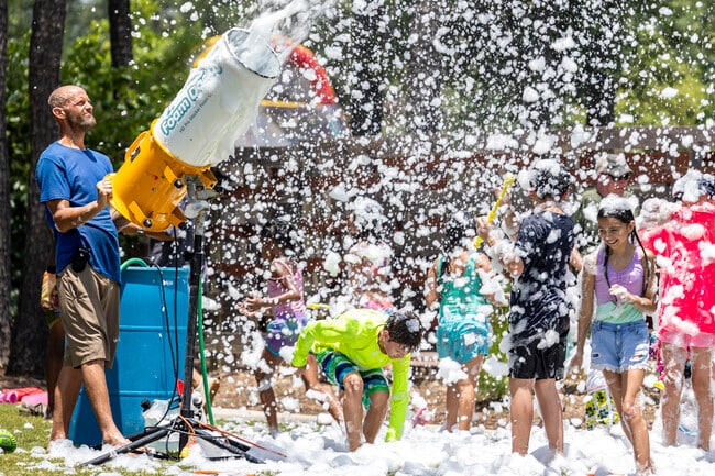 Community activities like Splash into Artavia are held throughout the year in Spring.