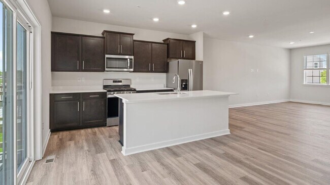 7518 Silver Thread Way, Brandywine, MD 20613 - photo 6