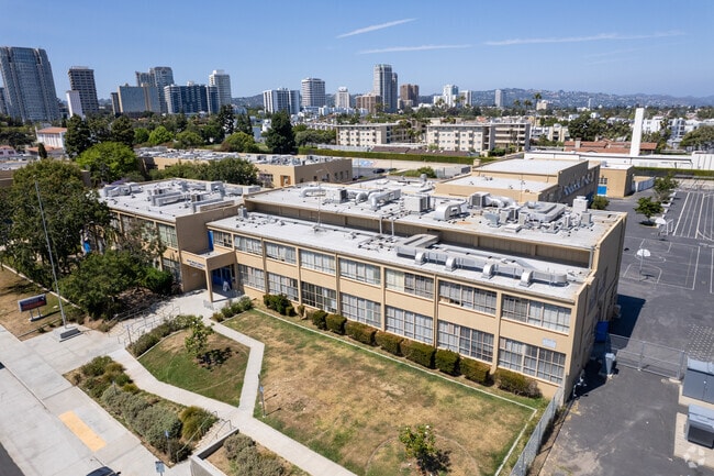 Emerson Community Charter School In Los Angeles California, is wonderful place to learn.