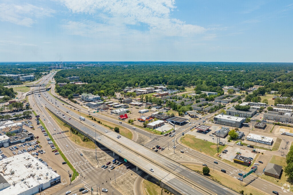 770 Lakeland Dr, Jackson, MS 39216