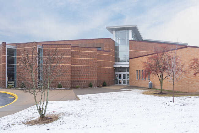 Central Elementary School has a student teacher ratio of 12:1.