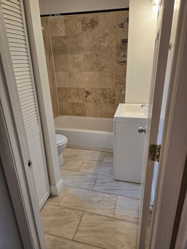 1193 Commonwealth Ave unit 17, Boston, MA 02134 - photo 3