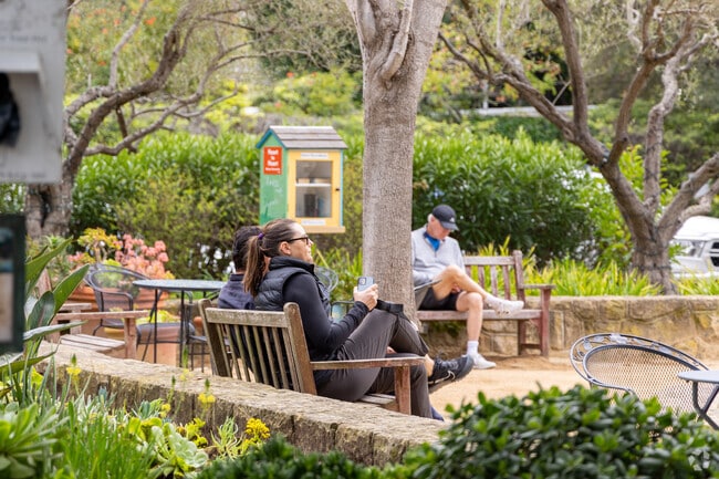 The Upper Village of Montecito offers shopping, quick bites, and beautiful natural settings to enjoy.