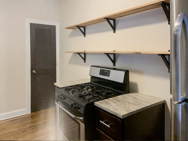 856 W Newport Ave unit 857- 3S, Chicago, IL 60657 - photo 5