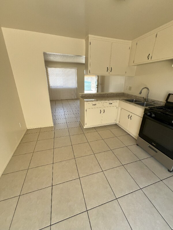 224 E Granger Ave unit 1, Modesto, CA 95350 - photo 2