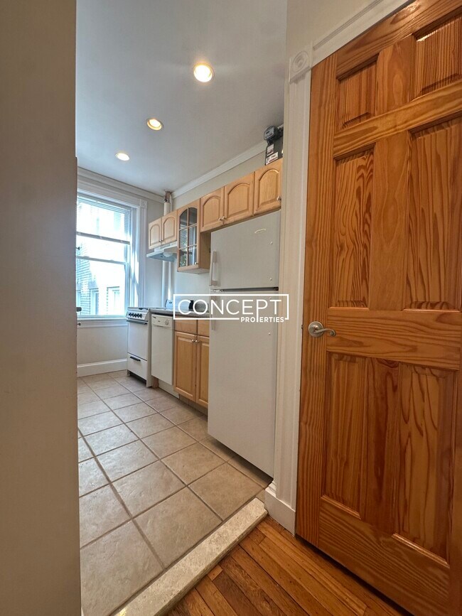 18 Walbridge St unit 18, Boston, MA 02134 - photo 5