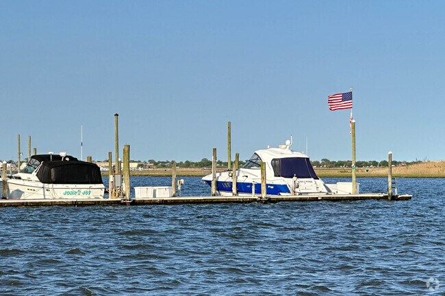 Residents of Hewlett Harbor, NY are very familiar with the tides schedule.