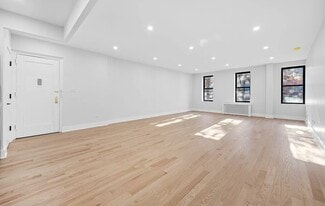 157 E 37th St, New York, NY 10016