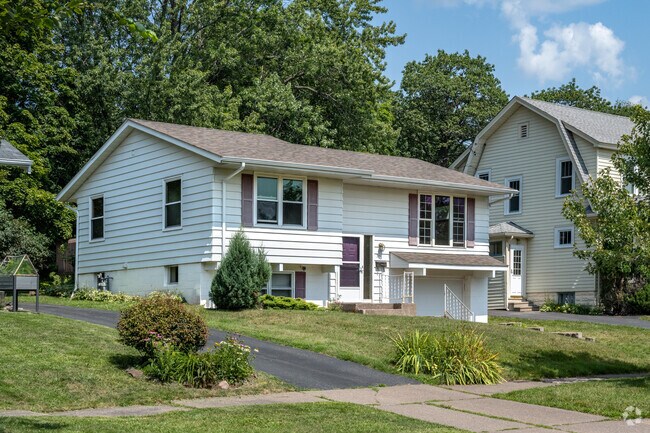 Traditional homes and split-levels are an affordable housing option in Morley Heights-Parkview.