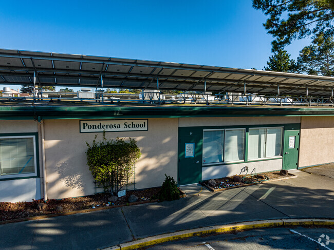 Ponderosa Elementary has a secondary entrance.