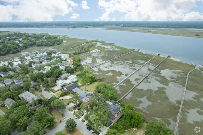 The Ashley River is the largest body of water near Wagener Terrace.