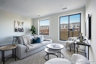 152 Liverpool St Unit 306, Boston, MA 02128