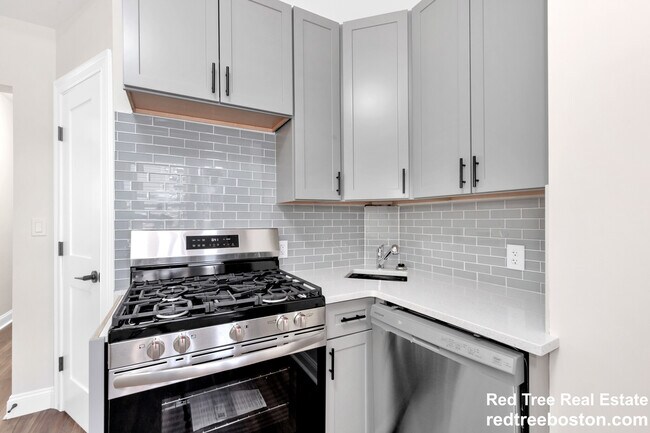 16 O St, Boston, MA 02127 - photo 6