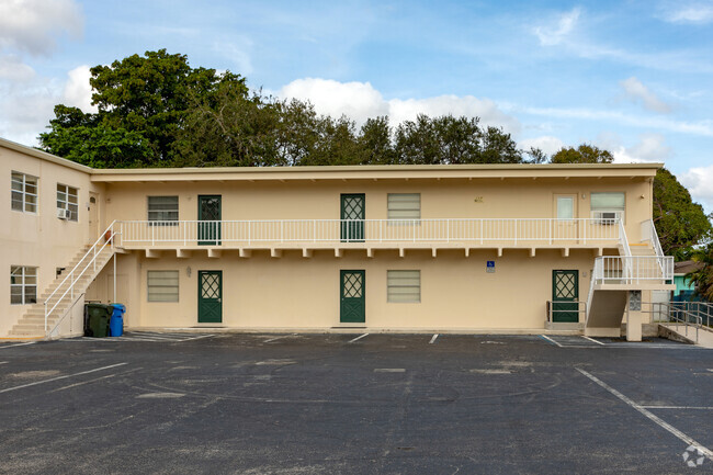 Lighthouse Christian Academy in Ft Lauderdale, FL offers an intimate learning environment.