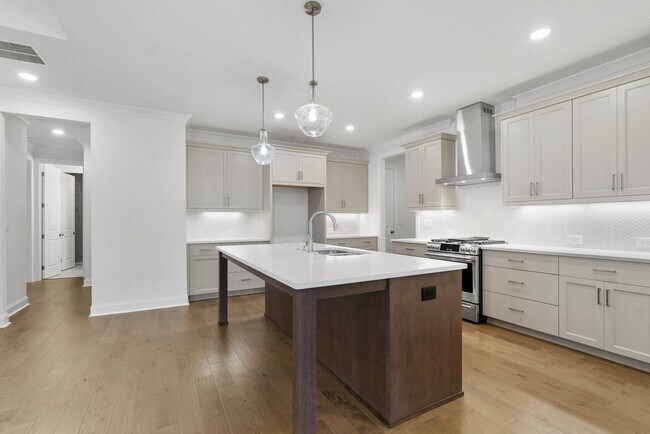 550 Pilgrim Mill Rd unit 36487667, Cumming, GA 30040 - photo 4