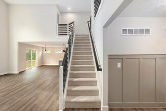 11350 Traverse Dr, Grand Ledge, MI 48837