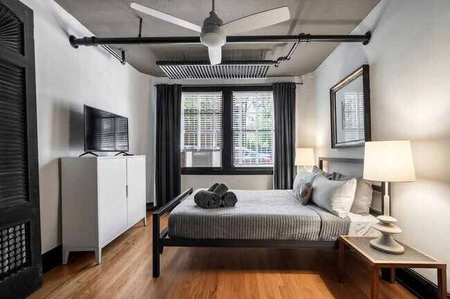 1423 W Addison St unit ID1360090P, Chicago, IL 60613 - photo 7