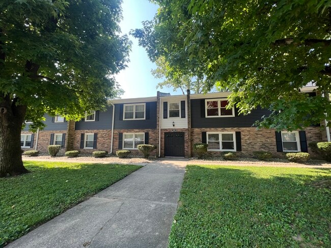 595 Magie Ave unit 3, Fairfield, OH 45014 - photo 3