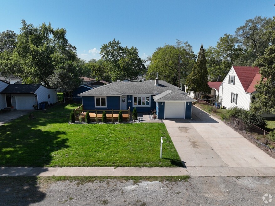 2432 Tippecanoe St, Lake Station, IN 46405 - photo 2