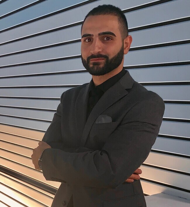 Agent Photo