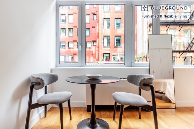 88 Leonard St unit FL3-ID2098, New York, NY 10013 - photo 4