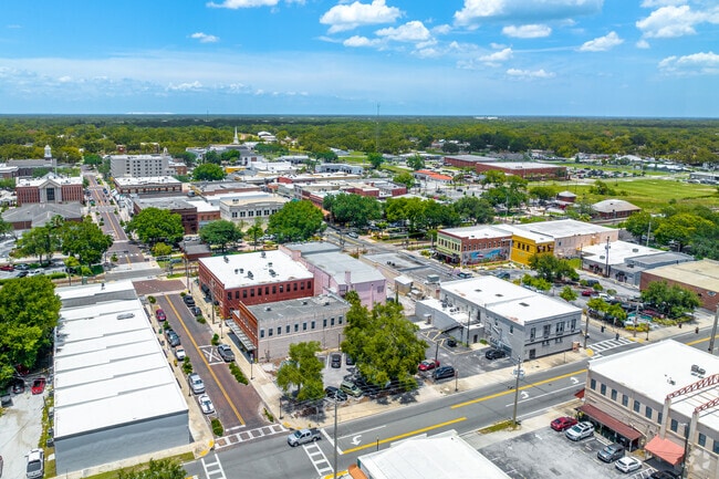 Plant City has a rich history dating back to the mid-1800s when settlers began to populate FL.