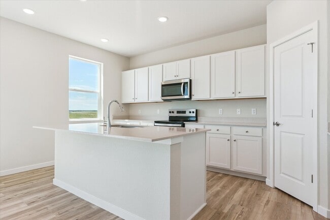 3711 Bluestem St, Dacono, CO 80514 - photo 2