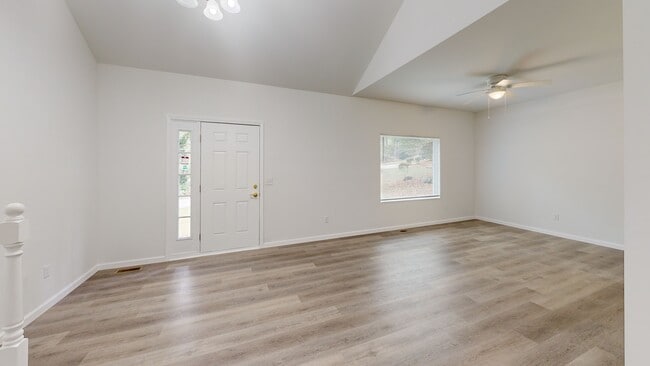 3302 Creekway Dr, Decatur, GA 30034 - photo 3