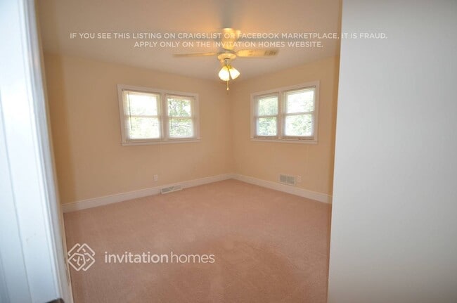 106 Fielding Rd, Charlotte, NC 28214 - photo 7