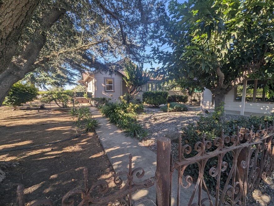 4153 Bolsa Rd, Hollister, CA 95023 - photo 1