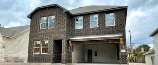 609 Palo Brea Loop, Hutto, TX 78634