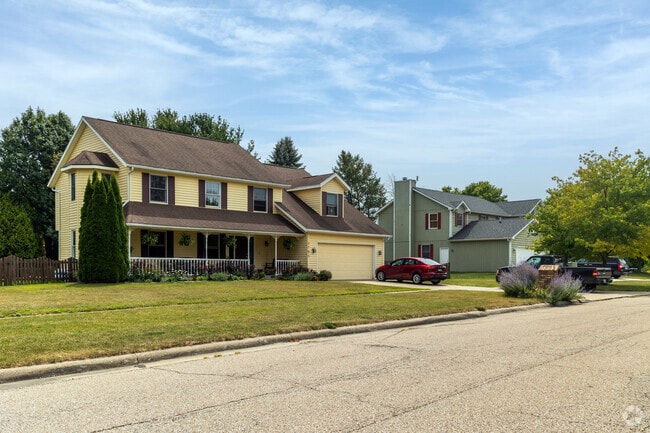 Most homes in North Pointe have attached garages.