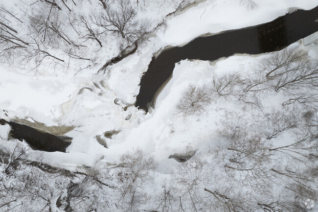The Ashtabula River is 40 miles long, meeting Lake Erie in Ashtabula.