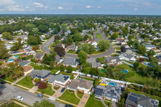 Aerial view of the North Wantagh neighborhood.