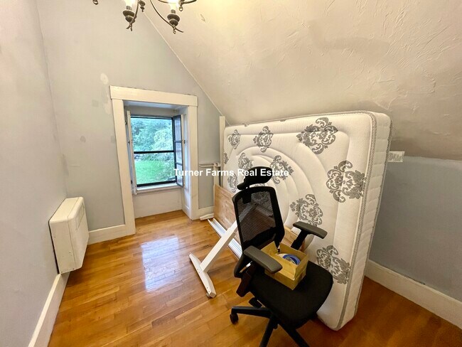 139 Hillside St unit AA, Roxbury Crossing, MA 02120 - photo 6