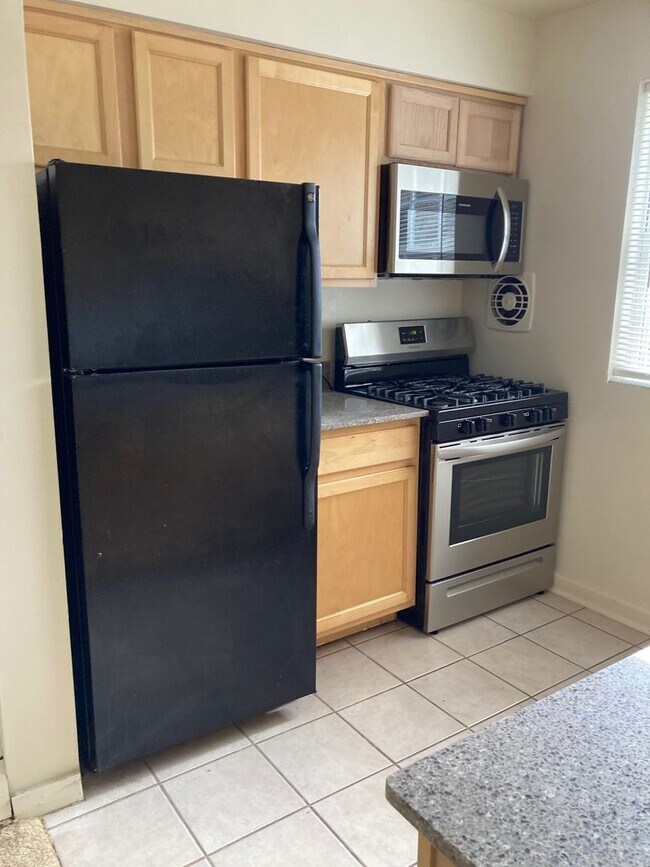 Suburban Square Apartments, Ardmore, PA 19003 - photo 5