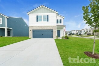 1050 Large Poppy Dr, La Vergne, TN 37086