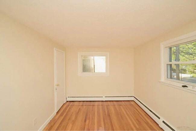 19 Crossman St, Mattapan, MA 02126 - photo 2