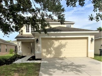 7530 Maroon Peak Dr, Ruskin, FL 33573