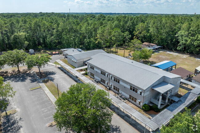 Professional Academy Magnet at Loften High School boasts newly constructed building for class.