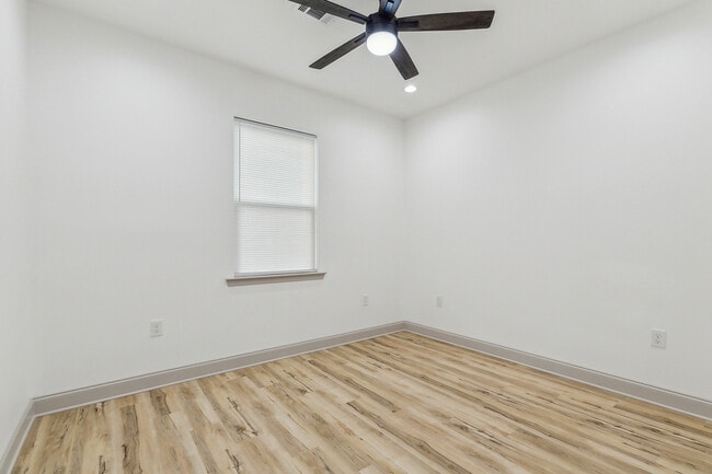 3923 Clematis St, New Orleans, LA 70122 - photo 7