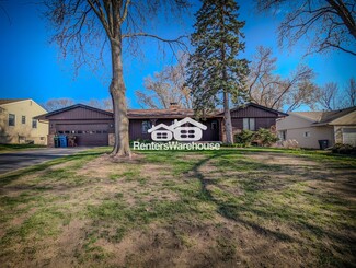 5716 W 68th St, Minneapolis, MN 55439