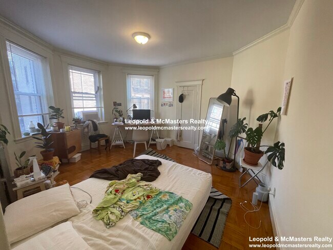 70 Queensberry St unit 12A, Boston, MA 02215 - photo 7