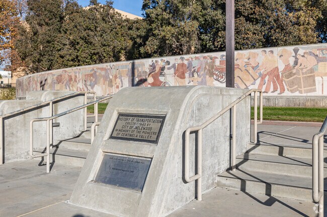 Grevillea Art Park in Inglewood, CA is home to a 240 foot long mosaic.