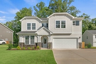 201 Charlotte Knoll St, Zebulon, NC 27597