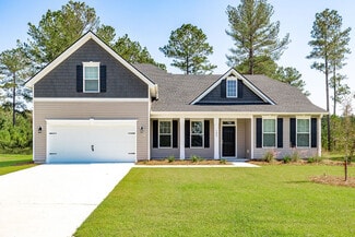 303 Bulkhead Dr, Kingsland, GA 31548