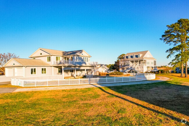 Larger Modern-Traditional home styles are found on larger lots within Achilles/Browns Bay.