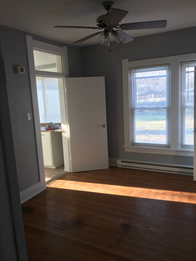 734 Polk St unit 3, Huntington, IN 46750 - photo 3