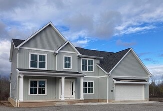 5676 Dorothy Cir, Clarence, NY 14032