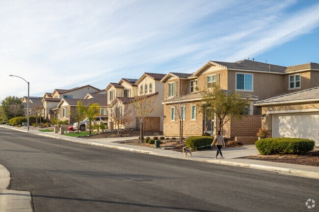 Canyon Cove residents enjoy peaceful, suburban residential streets.